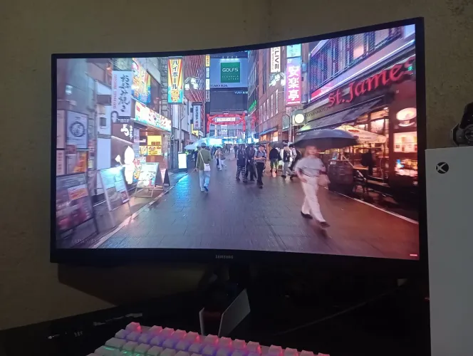 Monitor Samsung Odyssey G5 165hz QHD 27p Curvo