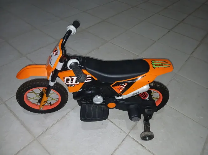 Moto eletrica infantil 