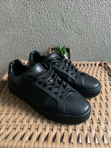 Tênis Zara 43 masculino original