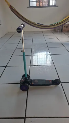 Patinete dinossauro