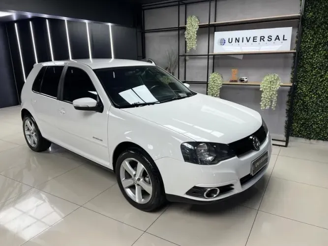 Volkswagen Golf Sportline 1.6 MI Total Flex 8V 4P 2014