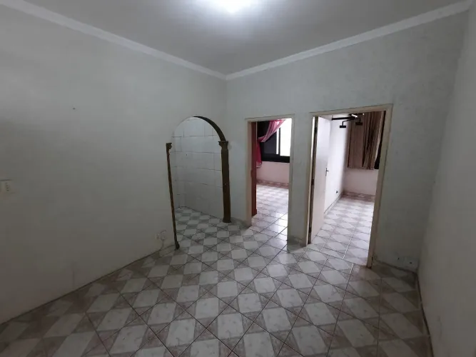Apartamento para locação no Gonzaga, Santos-SP: 2 quartos, 1 suíte, 1 sala, 2 banheiros, 7