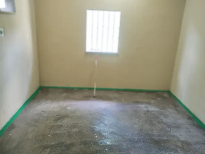 pintura de pisos. selador e tinta epóxi $