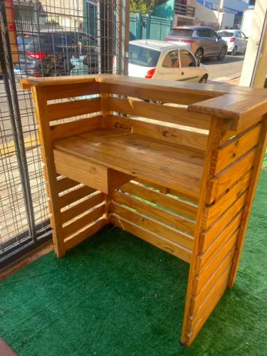 Balcão de madeira para comercio