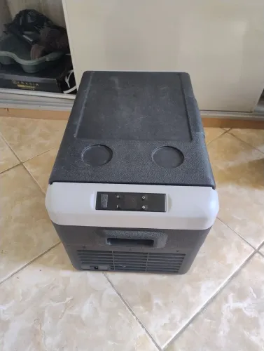 Vendo geladeira climatizar  30 litros DC 12v/24v