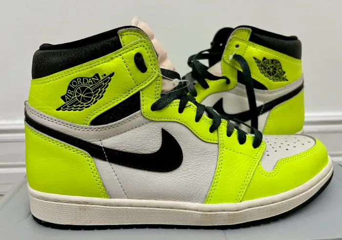 Tênis Nike Air Jordan 1 Retrô Hing