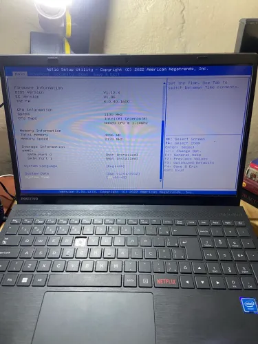 Vendo notebook positivo