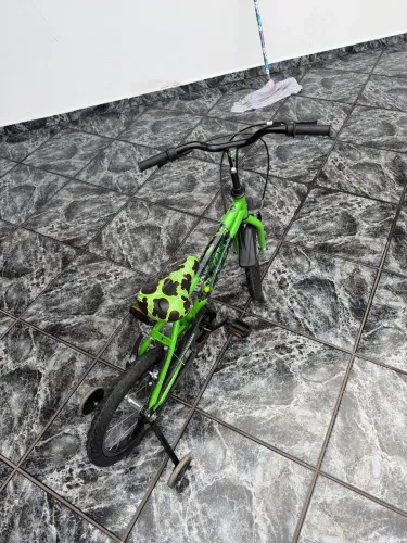 Bicicleta Infantil Aro 12 Seminova - Pouquíssimo Uso - R$ 299