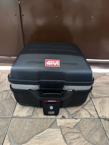 Baú givi monolock universal 27 litros