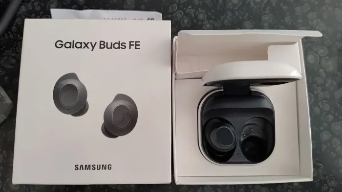 Galaxy buds FE (case)