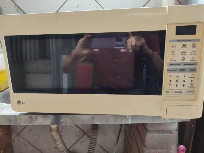 Microondas LG 220v com prato