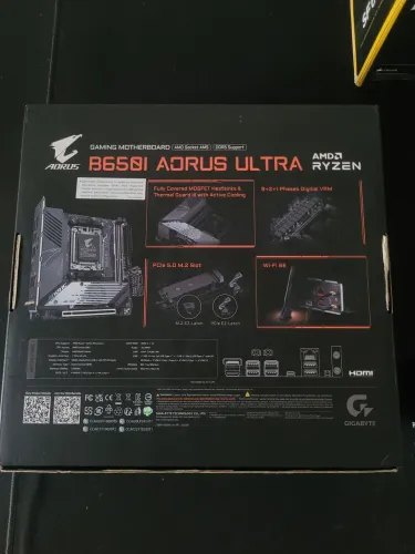 Placa mãe B650i Aorus Ultra ITX