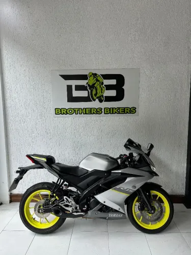 YAMAHA YZF R15 ABS