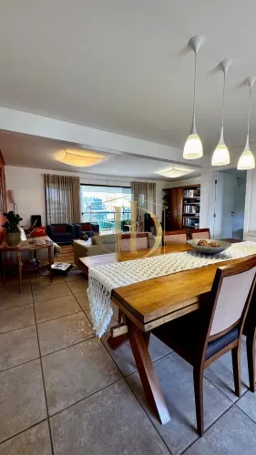 ALTO DO PARQUE Vendo apartamento com 4 suítes, 225 m², andar alto, 1 por andar, com infraç