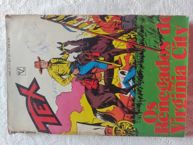 Revista TEX OS RENEGADOS DE VIRGÍNIA City revista antiga com marcas de uso e de manuseio.