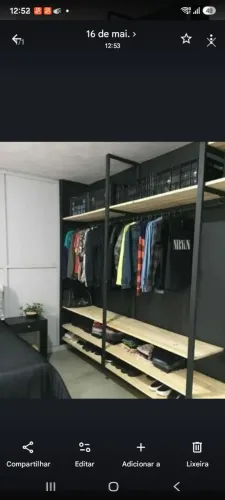 Closet no stylo industrial