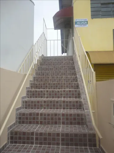 Locação de Comercial / Salão na cidade de Araraquara