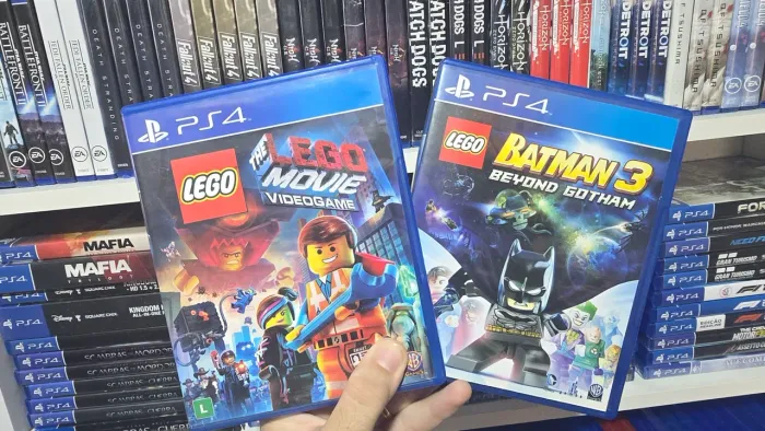 Lego BATMAN 3 e The Lego Movie VIDEOGAME - PS4