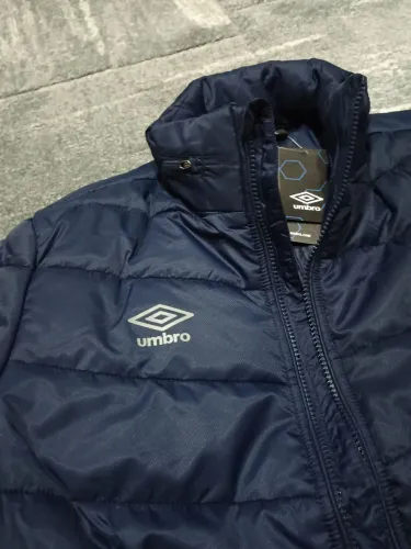 Jaqueta treino marca umbro nova e original