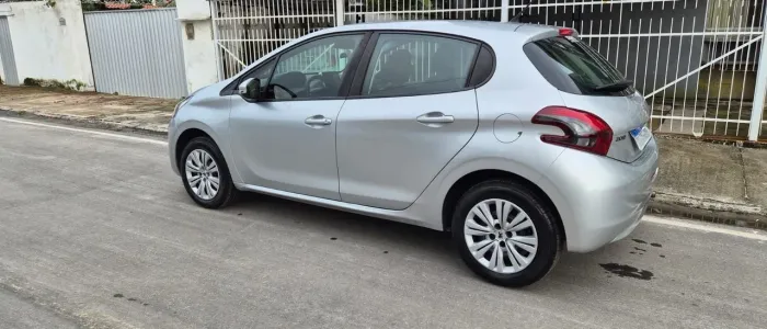 Peugeot 208 Active 1.2 Flex 12V 5P Mec. 2018