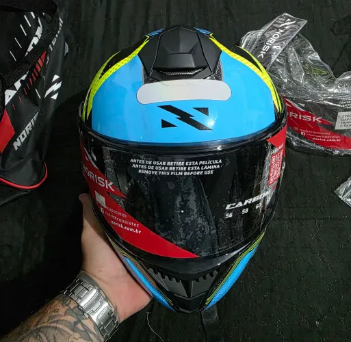Capacete Norisk Carbon R Team 61