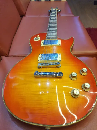 Guitarra Condor Les Paul CLP ll-s