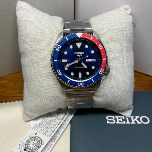 Relógio Seiko 5 Sports Pepsi 42,5mm SRPD53 NOVO