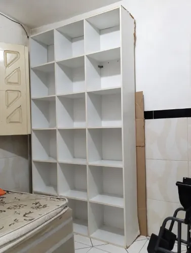 Colmeia com divisórias 