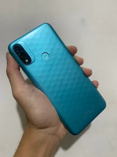 Moto e 20