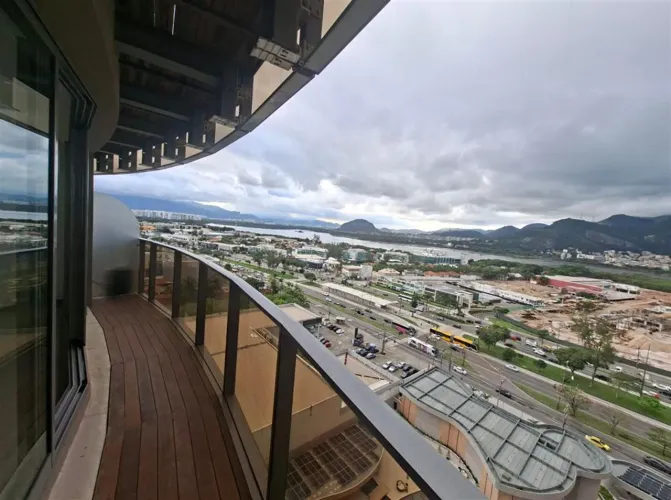 Oportunidade Studio Andar Alto na Torre Niemyer 360, Barra da Tijuca