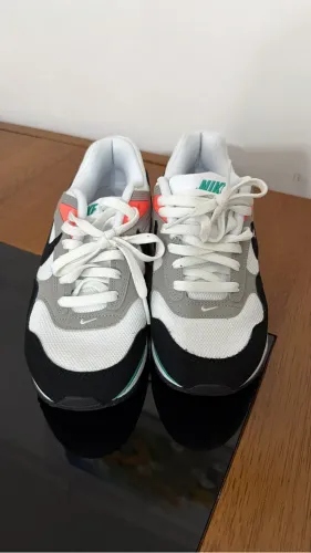 Nike Air Max Correlate Feminino Adultos 35(BR)(Usado)