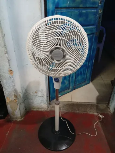 Ventilador de pé ,30 cm
