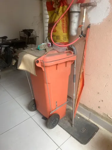 Lixeira 120 litros