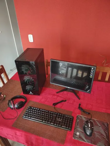 PC zero na caixa