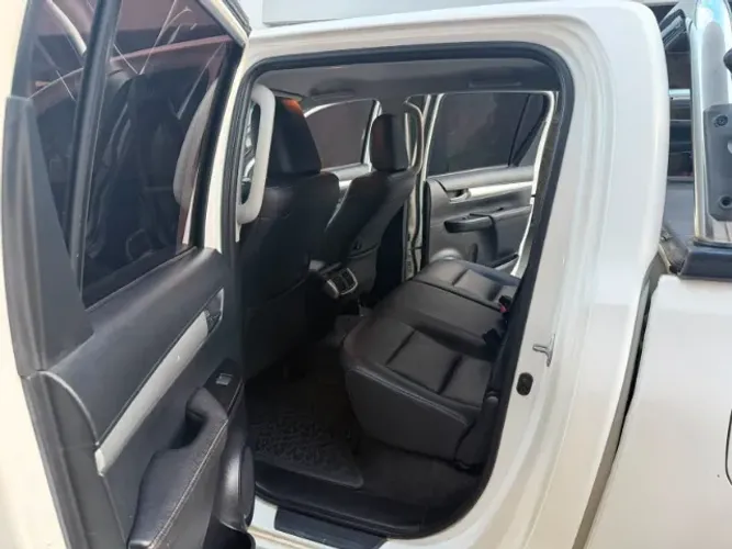 Toyota Hilux CD SRV 4X4 2.8 TDI Diesel Aut. 2018