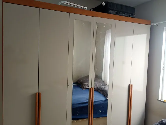 Vendo guarda roupa
