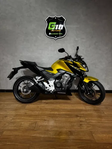 Honda CB 300F Twister 300 cc