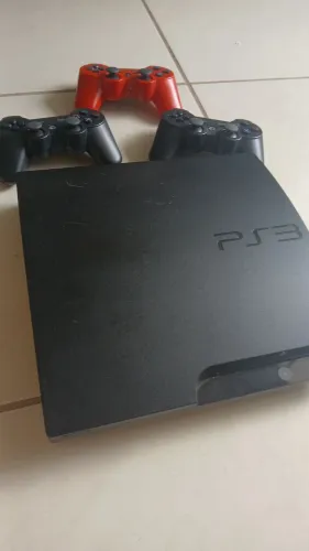 PLAYSTATION 3 DESBLOQUEADO SLIM COM 3 CONTROLES