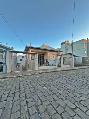 BENTOALVES aluga kitnet, mobiliado, com 30 m2, 1 quarto, no Petrópolis - Caxias do Sul - R