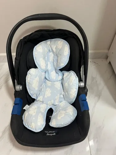 Vendo bebê conforto e anda já, 150 cada um