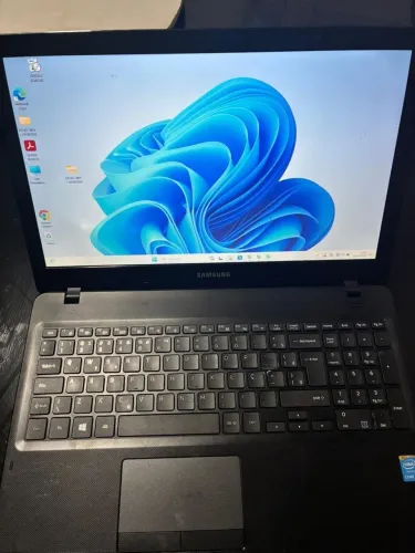 ?Vendo notebook 500,00?