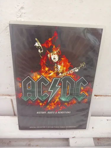 Box duplo AC DC History Roots Renditions Special Collectors Edition Rock Power Documentary
