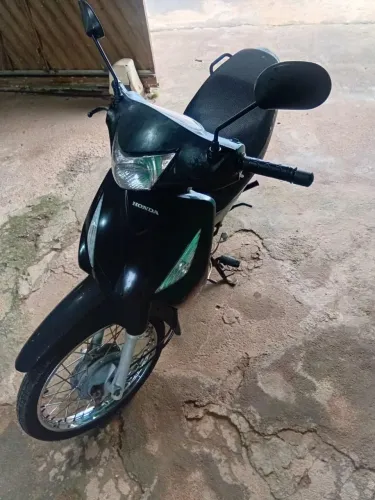 VENDO MOTO HONDA BIZ 125 ANO 2008