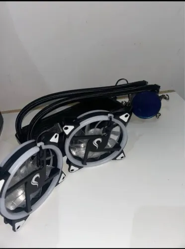 Water Cooler Rise Mode Black 240mm ARGB - Excelente Estado, Funcionando Perfeitamente