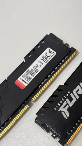 Memória RAM Kingston Fury Beast, 16GB, 3200MHz, DDR4, CL16, Preto - KF432C16BB1/16