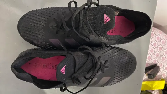 Chuteira adidas predador