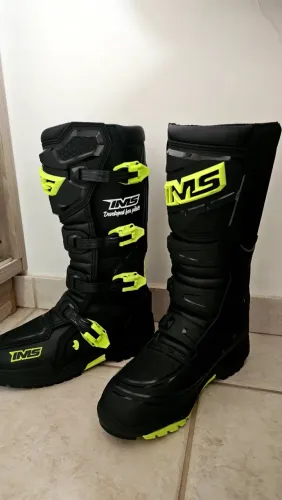 Bota motociclista