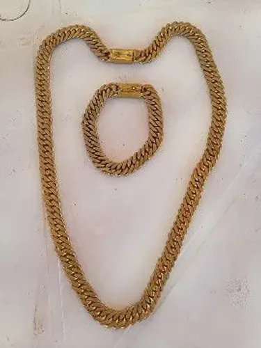 Joia moeda antiga