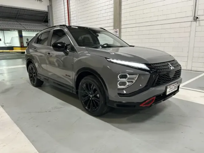 Mitsubishi Eclipse Cross HPE Black 1.5 16V 165cv Aut. 2026