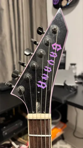 Guitarra Flying V Canhoto